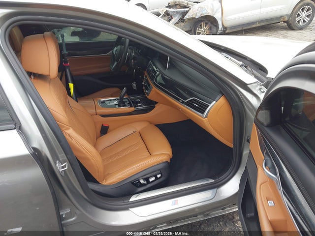 Продаж на аукціоні авто 2021 Bmw 750i Xdrive, vin: WBA7U2C00MCF40155, номер лоту: 44461345