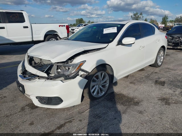 2018 ACURA ILX 19UDE2F3XJA003176 Photo 1