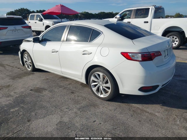 2018 ACURA ILX 19UDE2F3XJA003176 Photo 2