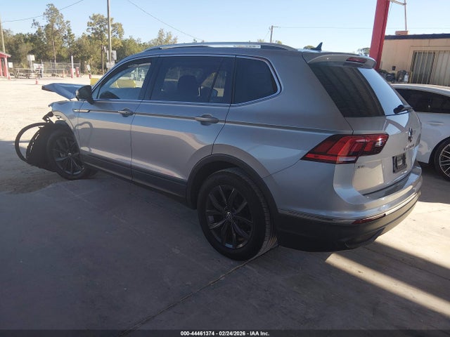 Продажа на аукционе авто 2022 Volkswagen Tiguan 2.0t Se, vin: 3VV3B7AX5NM031018, номер лота: 44461374