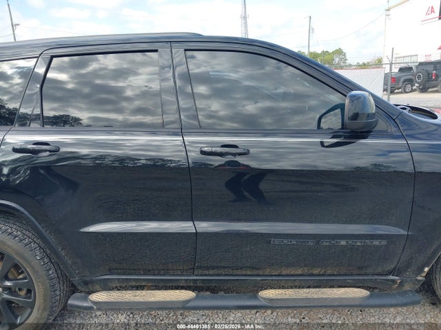 1C4RJFAG0HC895566 Jeep Grand Cherokee Altitude 4x4