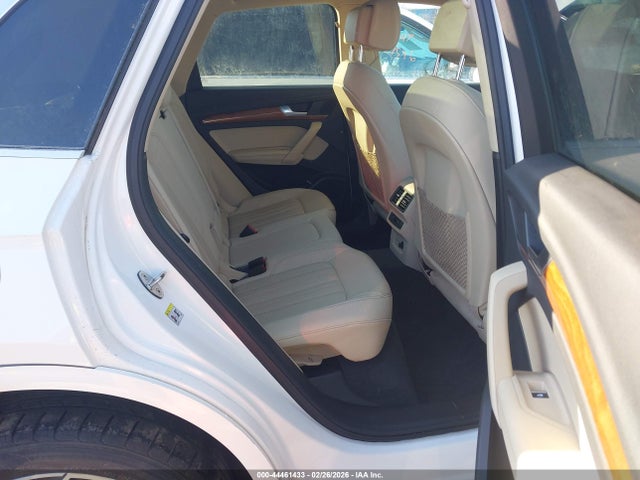 Продаж на аукціоні авто 2023 Audi Q5 Premium Plus 45 Tfsi S Line Quattro, vin: WA1EAAFY1P2121523, номер лоту: 44461433