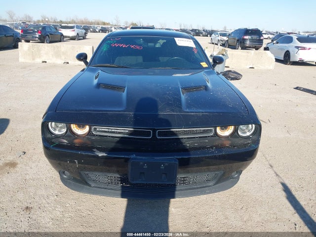 44461450 :رقم المزاد ، 2C3CDZAG8LH226468 vin ، 2020 Dodge Challenger Sxt مزاد بيع