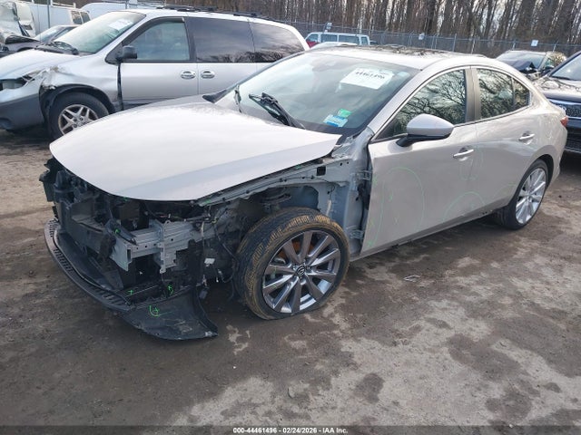2022 MAZDA MAZDA3 3MZBPBCL4NM305010 Photo 1