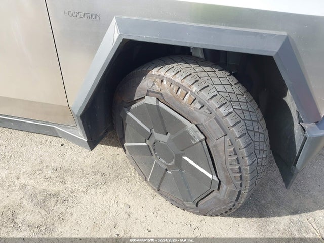 44461538 :رقم المزاد ، 7G2CEHEE4RA017426 vin ، 2024 Tesla Cybertruck Cyberbeast مزاد بيع