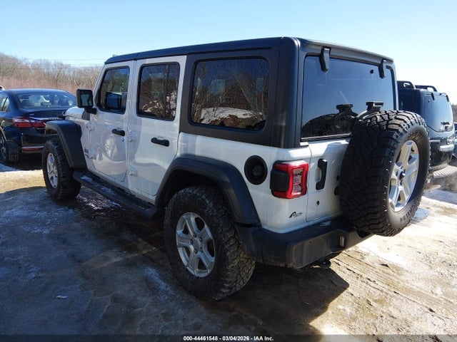 2020 JEEP WRANGLER UNLIMITED 1C4HJXDG7LW240972 Photo 2