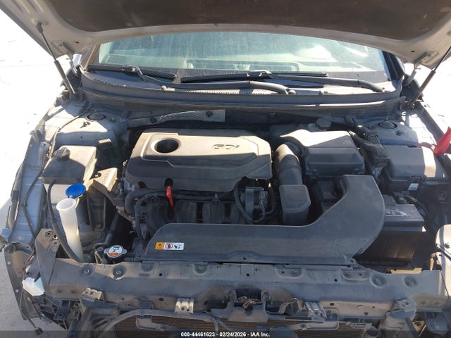 Hyundai SONATA SE 2015 5NPE24AF5FH121872 Image 10
