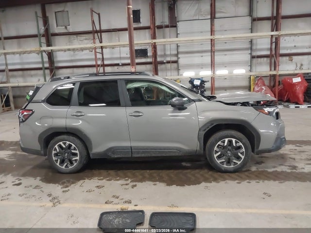 Продаж на аукціоні авто 2025 Subaru Forester Premium, vin: JF2SLDBC7SH559159, номер лоту: 44461641