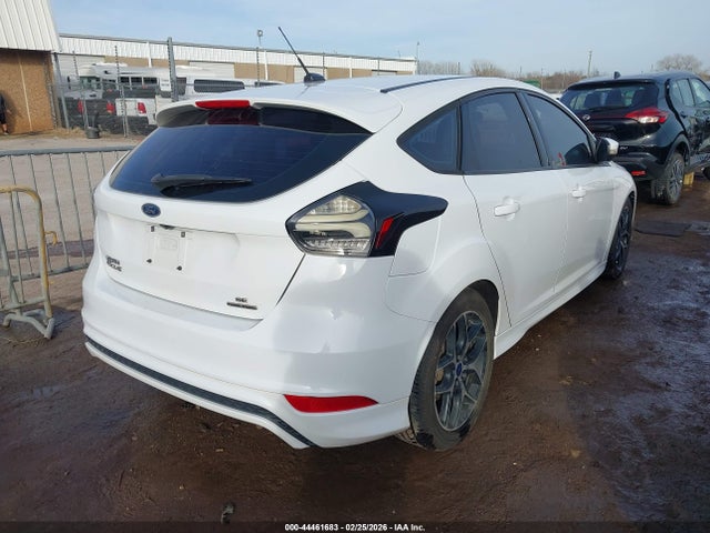 44461683 :رقم المزاد ، 1FADP3K29FL358286 vin ، 2015 Ford Focus Se مزاد بيع