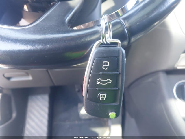 44461684 :رقم المزاد ، WA1ECCFS8HR006413 vin ، 2017 Audi Q3 2.0t Premium مزاد بيع