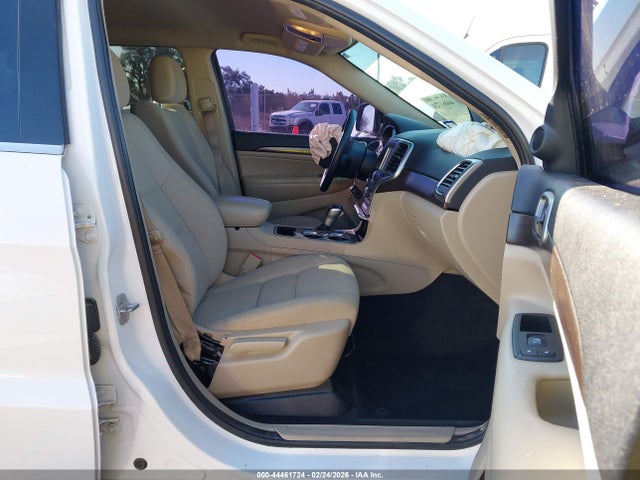 2018 Jeep Grand Cherokee Laredo E 4x2 მანქანა იყიდება აუქციონზე, vin: 1C4RJEAG5JC181643, აუქციონის ნომერი: 44461724