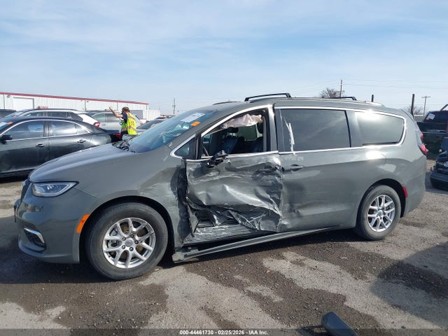 2022 Chrysler Pacifica Touring L მანქანა იყიდება აუქციონზე, vin: 2C4RC1BG0NR191012, აუქციონის ნომერი: 44461730