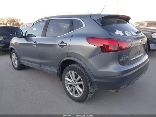 2017 NISSAN ROGUE SPORT JN1BJ1CP0HW036304 Photo 2