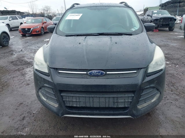 1FMCU9GX2FUA55751 Ford ESCAPE SE