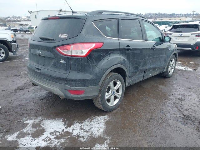 1FMCU9GX2FUA55751 Ford ESCAPE SE
