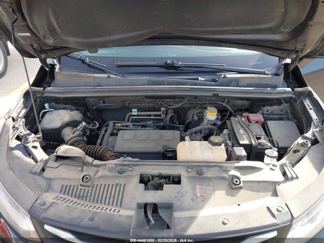 3GNCJKSB6HL236680 Chevrolet TRAX LS