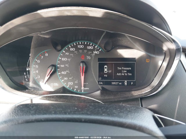 3GNCJKSB6HL236680 Chevrolet TRAX LS
