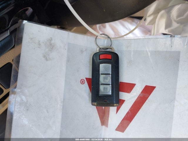 44461868 :رقم المزاد ، JA4AD3A38HZ063139 vin ، 2017 Mitsubishi Outlander Sel مزاد بيع