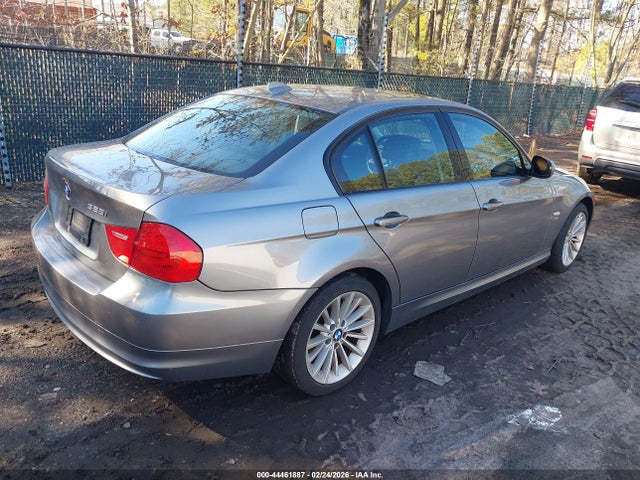 2011 BMW 328I WBAPK7C5XBF082955 Photo 3