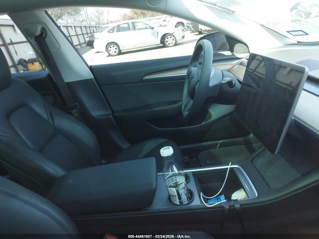 2023 TESLA MODEL 3 5YJ3E1EC8PF679616 Photo 4