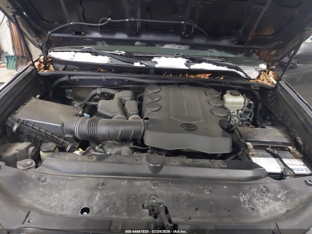 JTEBU5JRXE5172288 Toyota 4runner Limited