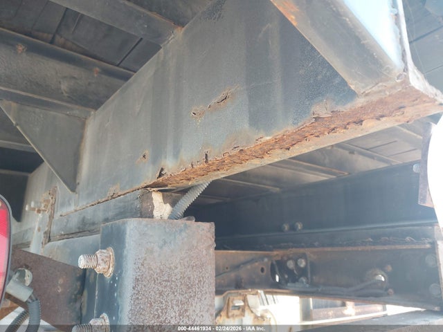 Ford F-550 Chassis Xl 2015 1FDUF5GY0FEA16845 Image 12