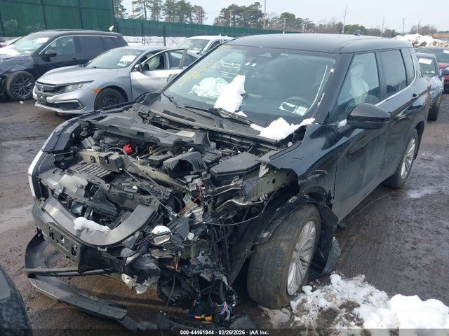 Продаж на аукціоні авто 2022 Mitsubishi Outlander Es 2.5 S-awc, vin: JA4J4TA88NZ083107, номер лоту: 44461944