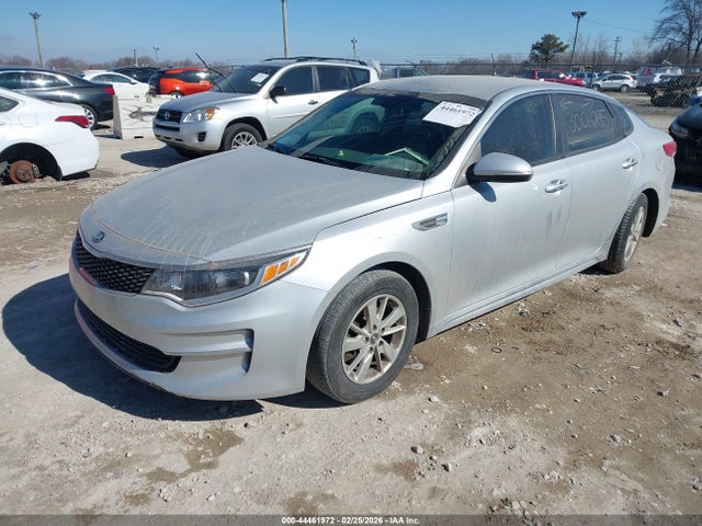 2018 KIA OPTIMA 5XXGT4L39JG211460 Photo 1