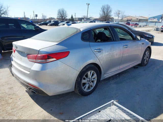 2018 KIA OPTIMA 5XXGT4L39JG211460 Photo 3