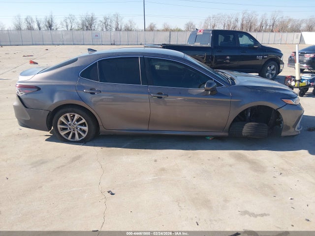 Toyota CAMRY LE 2023 4T1C11AK2PU185103 Image 13