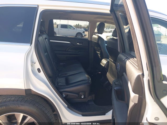 44461988 :رقم المزاد ، 5TDKKRFH3FS102449 vin ، 2015 Toyota Highlander Xle V6 مزاد بيع