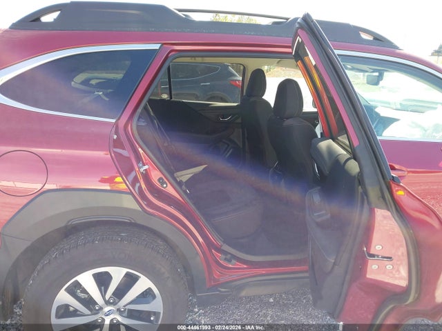 44461993 :رقم المزاد ، 4S4BTACC2R3293855 vin ، 2024 Subaru Outback Premium مزاد بيع