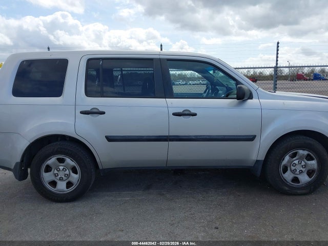 Honda PILOT LX 2015 5FNYF3H29FB011727 Image 13