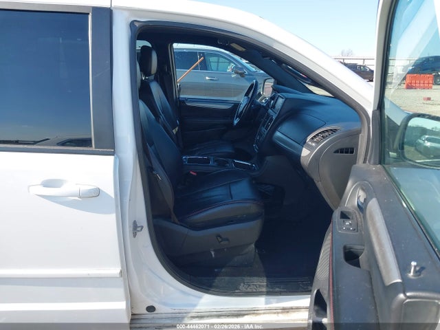 Продажа на аукционе авто 2017 Dodge Grand Caravan Gt, vin: 2C4RDGEG5HR731910, номер лота: 44462071