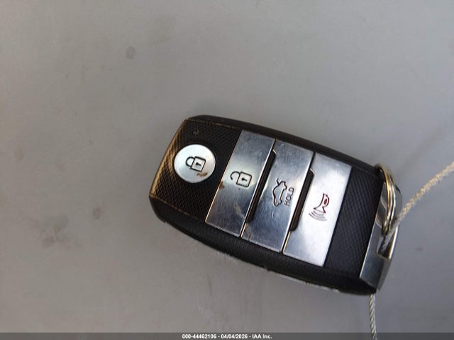 5XXGM4A77FG508723 KIA Optima Lx