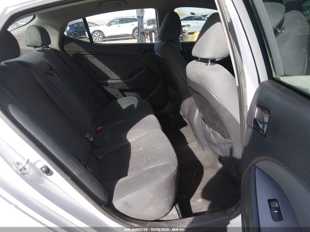 5XXGM4A77FG508723 KIA Optima Lx