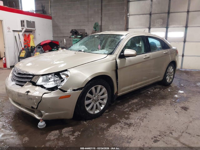 Aukcja sprzedaży 2010 Chrysler Sebring Limited, vin: 1C3CC5FB9AN205318, numer aukcji: 44462115