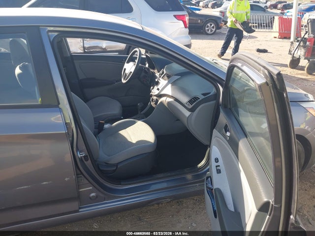 44462140 :رقم المزاد ، KMHCT4AE4GU038707 vin ، 2016 Hyundai Accent Se مزاد بيع