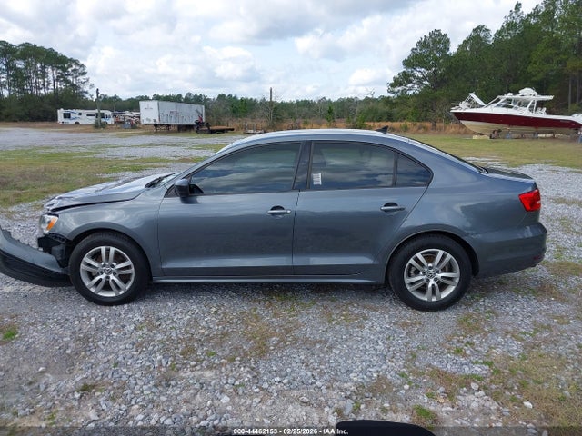 2015 Volkswagen Jetta 2.0l S მანქანა იყიდება აუქციონზე, vin: 3VW2K7AJ3FM332598, აუქციონის ნომერი: 44462153