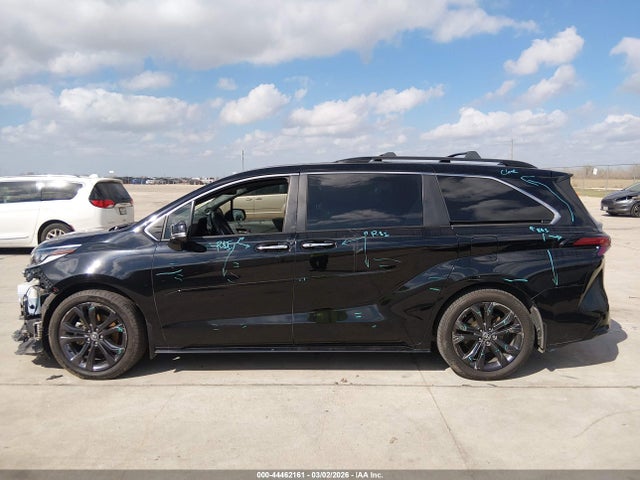 5TDCRKEC1RS182416 Toyota Sienna Xse