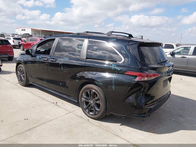5TDCRKEC1RS182416 Toyota Sienna Xse