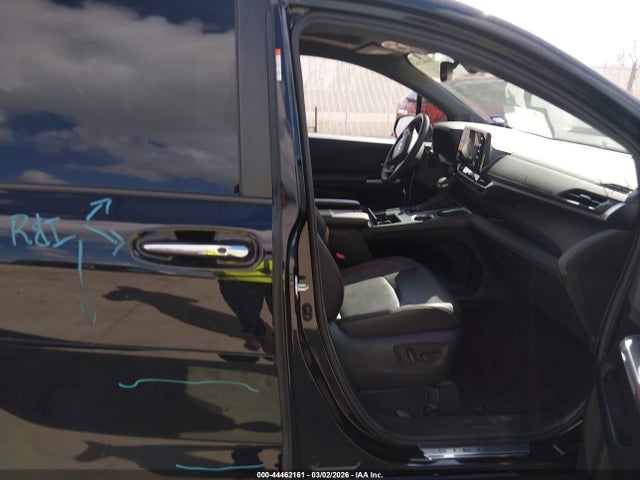 5TDCRKEC1RS182416 Toyota Sienna Xse