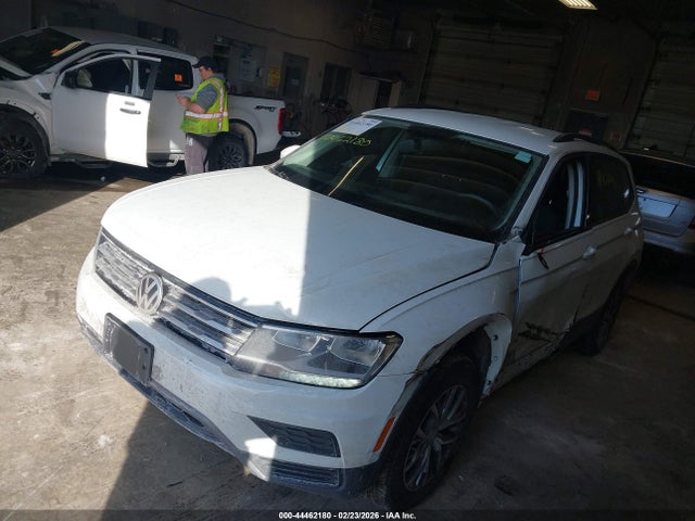 Продажа на аукционе авто 2021 Volkswagen Tiguan 2.0t S, vin: 3VV0B7AX7MM102883, номер лота: 44462180