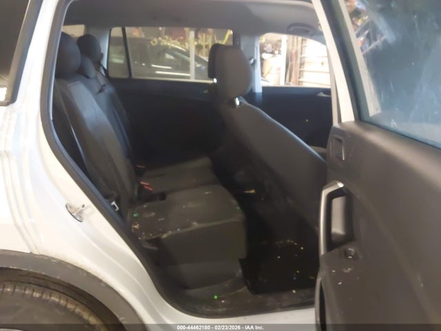 Продажа на аукционе авто 2021 Volkswagen Tiguan 2.0t S, vin: 3VV0B7AX7MM102883, номер лота: 44462180