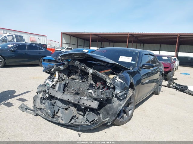 2022 CHRYSLER 300 2C3CCABG1NH228908 Photo 1