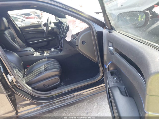 2022 CHRYSLER 300 2C3CCABG1NH228908 Photo 4