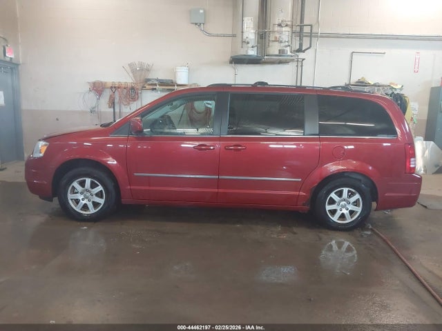 Aukcja sprzedaży 2010 Chrysler Town & Country Touring, vin: 2A4RR5D15AR152208, numer aukcji: 44462197