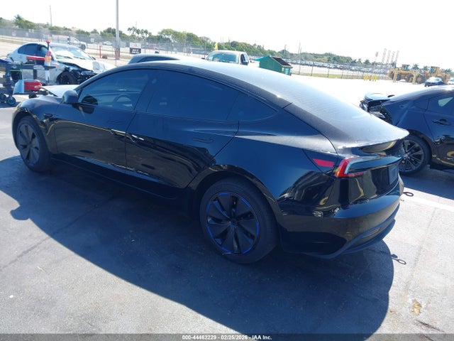 44462229 :رقم المزاد ، 5YJ3E1EA5SF055800 vin ، 2025 Tesla Model 3 Long Range Rear-wheel Drive/standard Rear-wheel Drive مزاد بيع