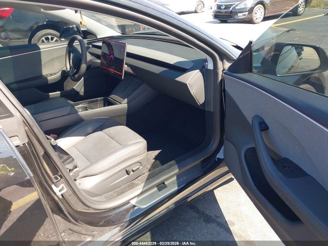 44462229 :رقم المزاد ، 5YJ3E1EA5SF055800 vin ، 2025 Tesla Model 3 Long Range Rear-wheel Drive/standard Rear-wheel Drive مزاد بيع