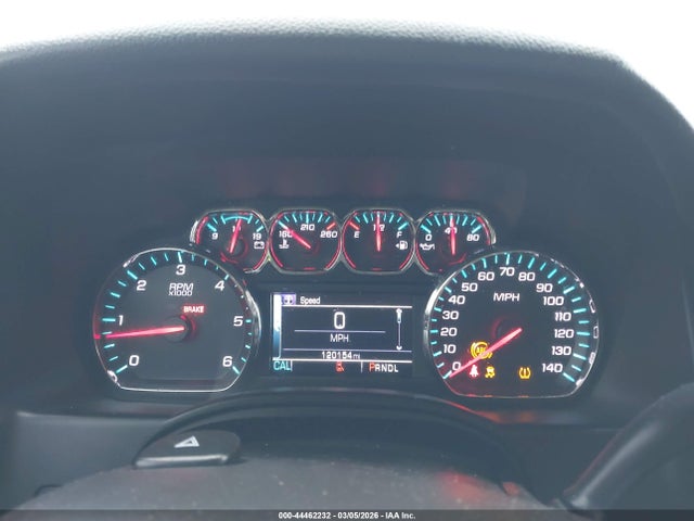 1GNSKBKC8JR215071 Chevrolet Tahoe Lt